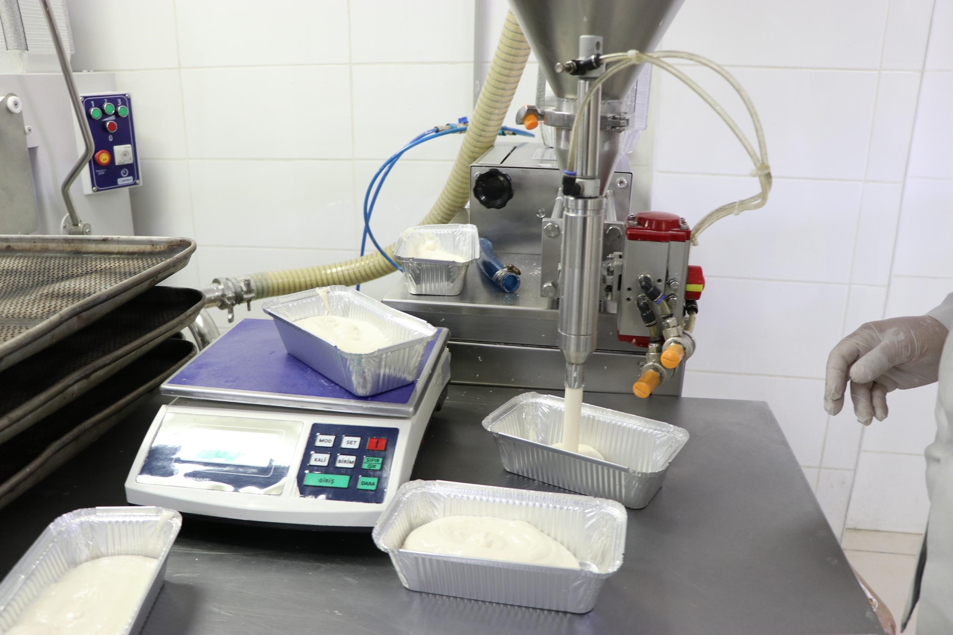 Haliliye’de her gün glütensiz ekmek üretiliyor