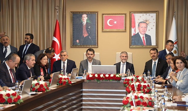 BAKAN NEBATİ İLE BAKAN KURUM’DAN BAŞKAN BEYAZGÜL’E ZİYARET