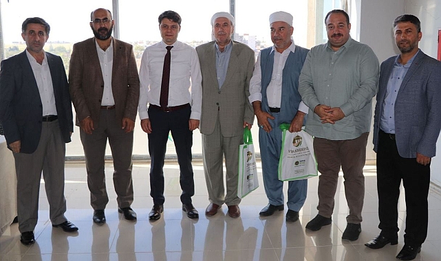 Başkan Ekinci ve Çengel din görevlileriyle bir araya geldi.