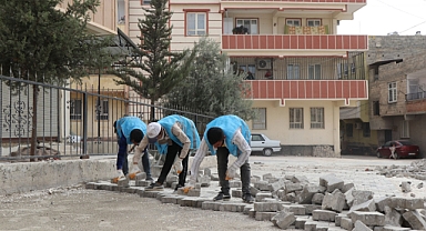 HALİLİYE’DE 4 MAHALLE DAHA PARKE TAŞIYLA DÖŞENİYOR