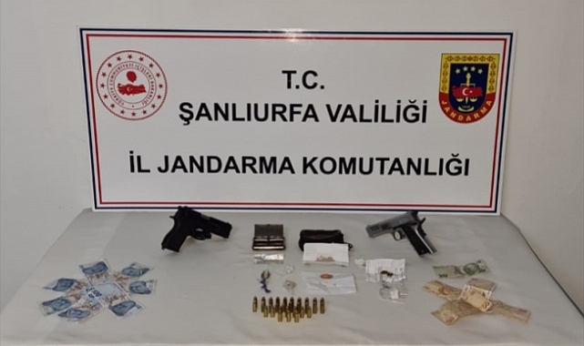 Şanlıurfa'da yol uygulamasında 41 şüpheli gözaltına alındı