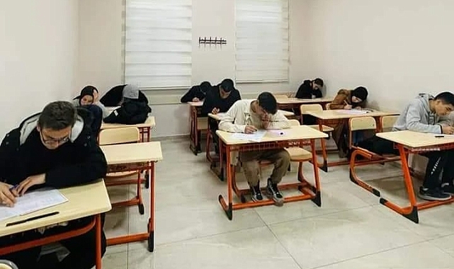 Aydınlar'da Yks Sınavına Rekor Katılım