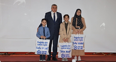 Başkan Beyazgül, ‘’Öğretmenlik Sevgi Ve Fedakârlıktır’’