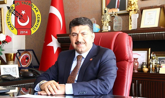 Çiftçi'den Öğretmenler Günü mesajı