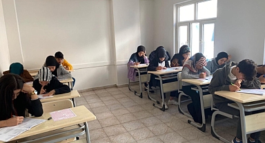 Ücretsiz TYT sınavları gençlerin önünü açıyor