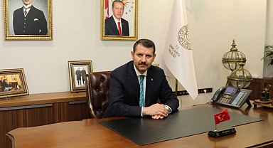 Vali Ayhan'dan öğretmenler günü mesajı!