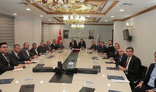 Vali Ayhan: Tarihin sıfır noktasından dünyaya açılacağız!