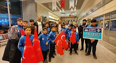 Başkan Kuş'tan Taekwando Şampiyonası’na ödül!