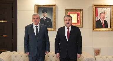 Mustafa Destici Başkan Beyazgül’ü Ziyaret Etti