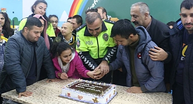 Urfa'da engelli öğrencilere trafik eğitimi verildi!