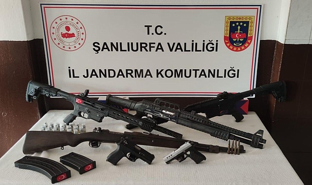 Urfa’da husumetli ailelerin evlerinde arama
