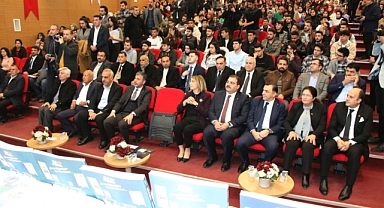 400 Öğrencinin Üniversite Hazırlık Seti Haliliye Belediyesinden