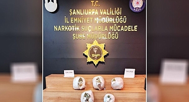 Durdurulan aracın bagajından kilolarca uyuşturucu çıktı!