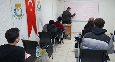 Haliliye’de gençlere bilgisayar ve İngilizce kursu