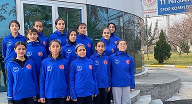 Hentbolun Urfa'daki neferleri