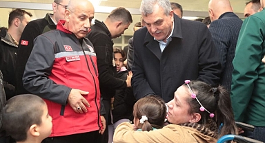 Bakan Kirişçi Urfa'daki depremzedelerle bir araya geldi!