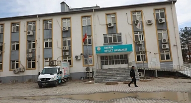 Depremde hasar görmüştü! Belediye başkanı da açıklama yaptı