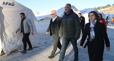 Eyyübiye'de depremzedelere destek sürüyor!