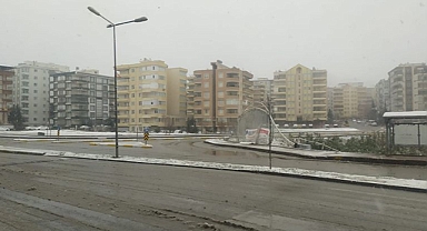 Şanlıurfa sabah saatlerinde beyaza büründü!