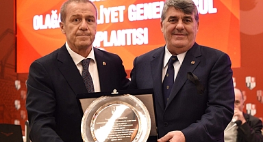 Şanlıurfalı işadamına plaket
