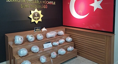 Urfa'da araçlarda ele geçirildi! Çok sayıda gözaltı var!