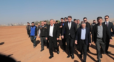 CHP'li Tanal'dan Harran Üniversitesi Yerleşkesi'ne konteyner kent kurulmasına tepki