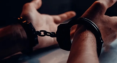 Depremi kullanarak vatandaşları dolandırmaya çalışan şahıslara operasyon!