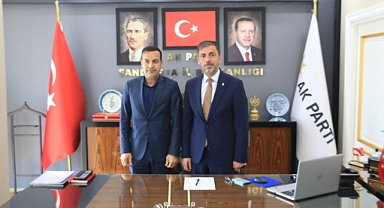 Eski Başkan Yardımcısı Aday Adayı oldu