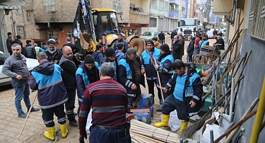 Eyyübiye’de Sel Basan Mahalleler Temizleniyor