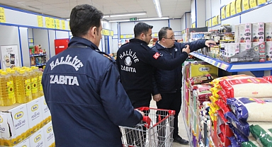 Haliliye’de Marketler Zabıta Ekipleri Tarafından Denetleniyor