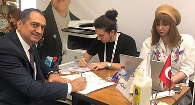 İş adamı Gökdoğan resmi müracaatını yaptı.
