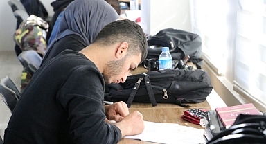 Karaköprü Belediyesi Okuma Evleriyle Gençlerin Yanında