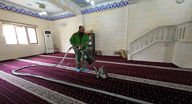 Karaköprü'de Camiler Ramazan Ayı İçin Temizleniyor