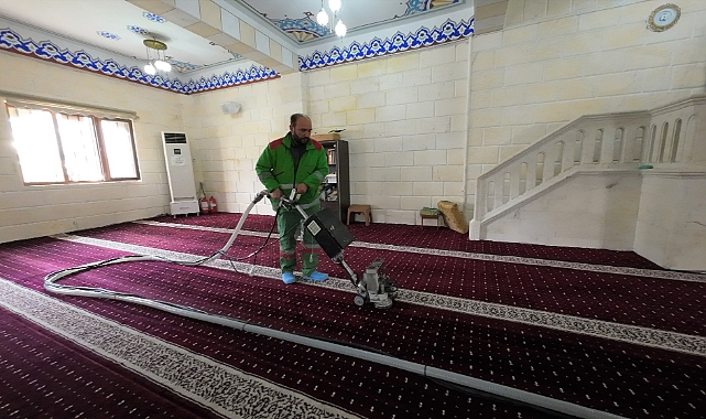 Karaköprü'de Camiler Ramazan Ayı İçin Temizleniyor