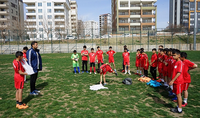 Karaköprü’de Çocuklar Sporla Gelişiyor