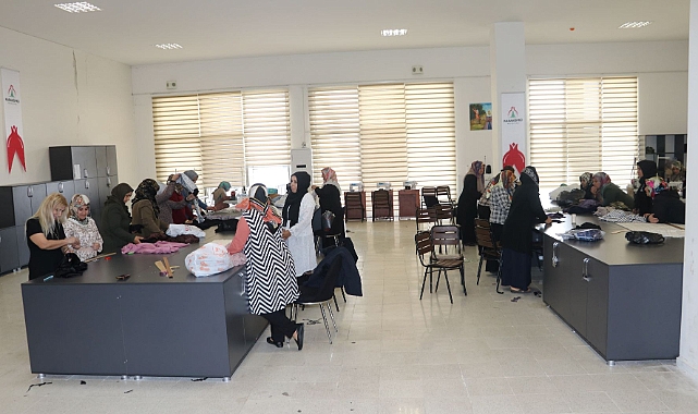 Karaköprü'de Kadınlar Zamanını Kurslarda Değerlendiriyor
