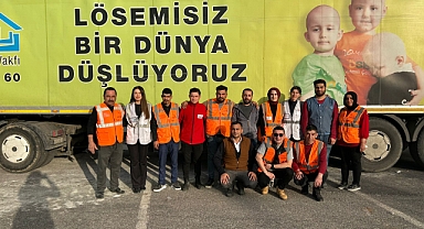 LÖSEV deprem bölgesindeki kentlere yardım ulaştırmaya devam ediyor.