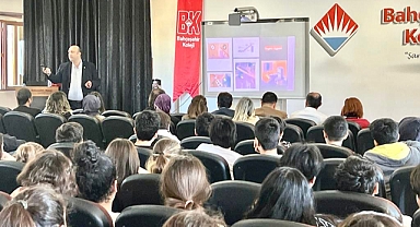 Prof.Dr Levent Eraslan öğrencilere depremi anlatı!
