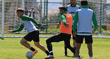 Şanlıurfaspor şampiyonluk yolunda! Rakip Erzincanspor!