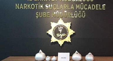 Urfa'da durdurulan araçta ele geçirildi! Gözaltılar var!
