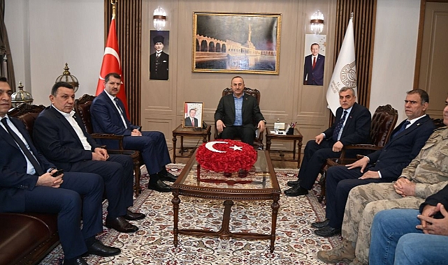 Vali Ayhan, Çavuşoğlu'na sel ve deprem çalışmalarını anlattı