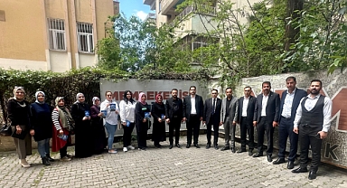 AK Parti Haliliye İlçe Başkanlığından ‘Çat Kapı’ Programı
