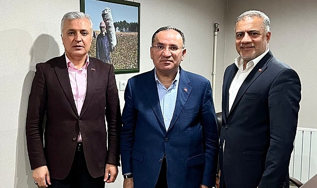 AK Parti'ye Destek İçin Urfa'ya Gelen Gök Bakan Bozdağ'la Görüştü