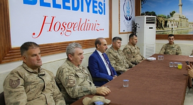 Başkan Yalçınkaya Komutan Ve Korucularla İftarta Buluştu
