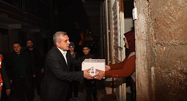 Beyazgül'den sahur vakti hane ziyareti!