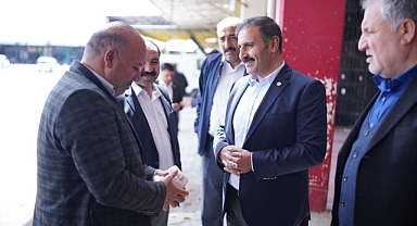 Emin Yetim Hal Pazarını esnafının sorunlarını dinledi