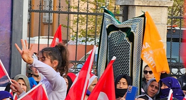 Erdoğan Urfa'da: Seccade detayı dikkat çekti!