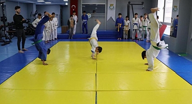 Haliliye’de geleceğin yıldızları spor kurslarında yetişiyor!