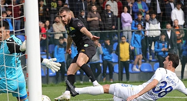 Lider Urfaspor’dan Arnavutköy’e 'yarım düzine' tarife!