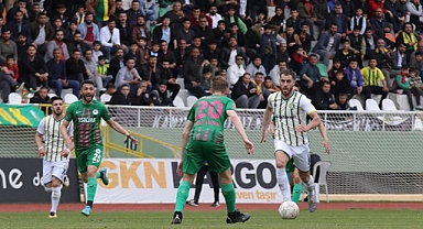 Maç fazlasıyla lider! Şanlıurfaspor bir engeli daha aştı!